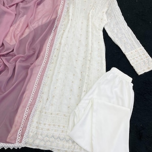 Gesticktes Anzug-Set aus Georgette - Party Wear Kurta Bottom mit Dupatta | Indische Festliche Kleidung