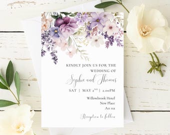 Plantilla de invitación de boda con flores lilas, plantilla de invitación floral imprimible y editable, invitación de boda con flores moradas (descarga PDF de 5 x 7 pulgadas)