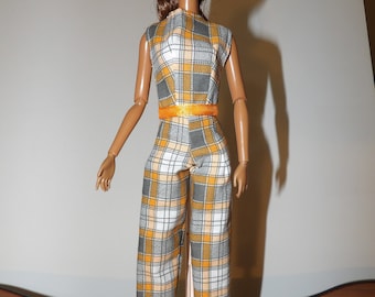 Stylish modest plaid top & pant set for Fashion Dolls - ed1752