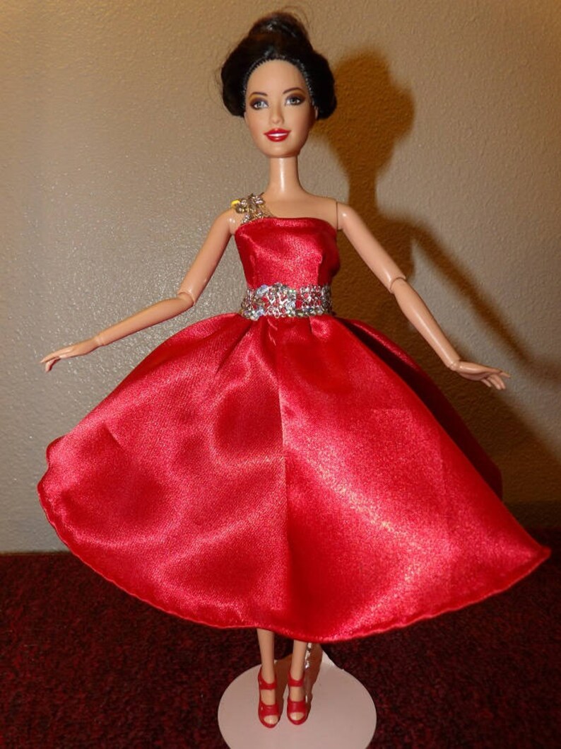 Red Elegant Semi Formal Dresses