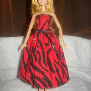 Strapless party dress in red & black Zebra print for Fashion Dolls - ed527
