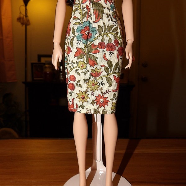 Fashion Doll Coordinates - Beige skirt with brown & orange floral print - es512