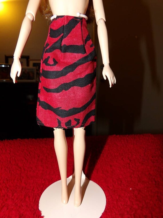 red and black animal print skirt