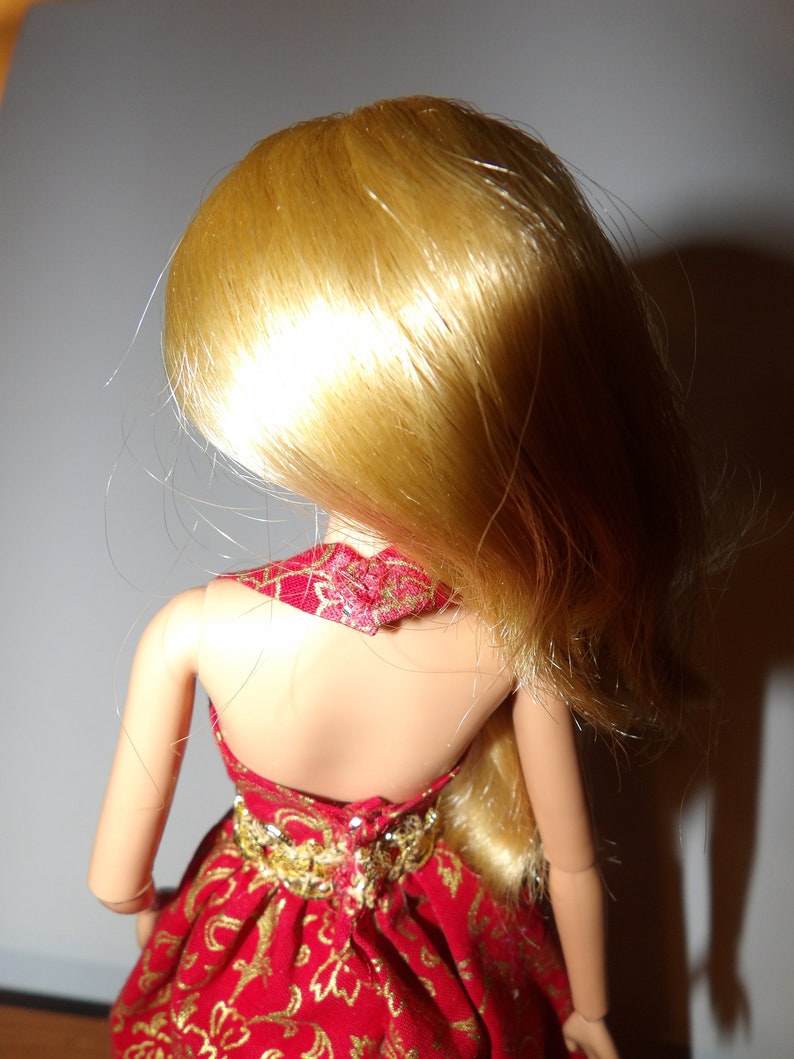 Elegant red formal dress with gold metallic scroll print & halter top for Fashion Dolls ed1853 image 5