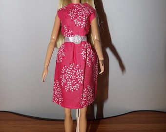 Stylish pink & white floral dress with open back for Fashion Dolls - ed1504