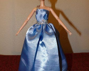 Elegant light blue Satin formal dress with Tulle slip & silver trim for Fashion Dolls - ed1031
