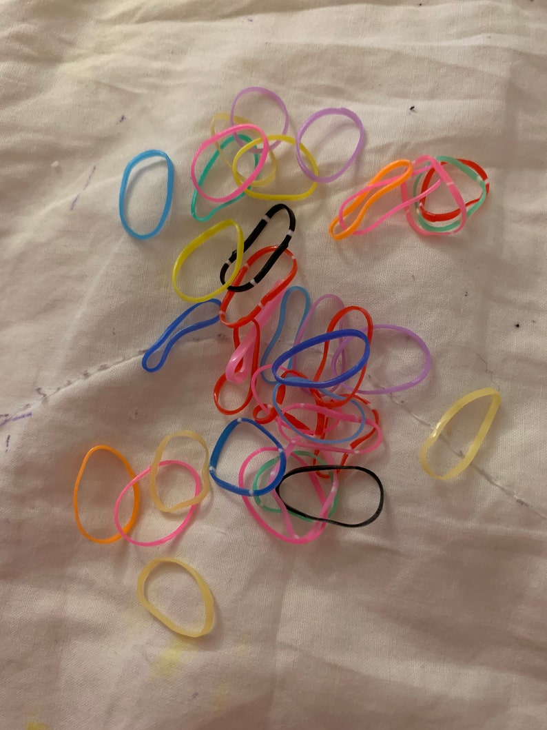 40 count mini super stretchy rubber bands for dolls of all sizes bdeb1 image 1