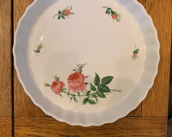 Christineholm Porcelain Rose Pattern Quiche Baking Dish 9.75" x 1.5"