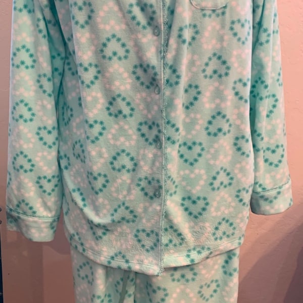 Croft & Barrow Fleece Pajamas - Green with Hearts - Small