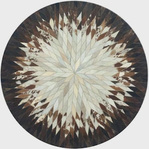 Round Cowhide Patchwork Rug – Geometric Starburst Natural Hide Carpet