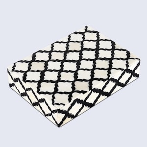 Handmade Bone Inlay Wood Multi Purpose Storage Box - Ideal as Decoration Gift and Jewellery Boxes - Moroccan Trellis Pattern - Black & White