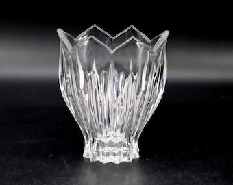 Vintage Gorham Lotus Crystal Vase: Elegant Cut Glass Centerpiece