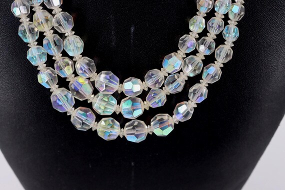 Vintage Aurora Borealis Bead Necklace: 1950s Irid… - image 2