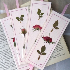 Rose Bookmark, Real Roses, Pressed Flower Bookmarks, Laminated Rose Book Marks, Keepsake Gifts, Party Favor, Small Gift, Teacher Gifts