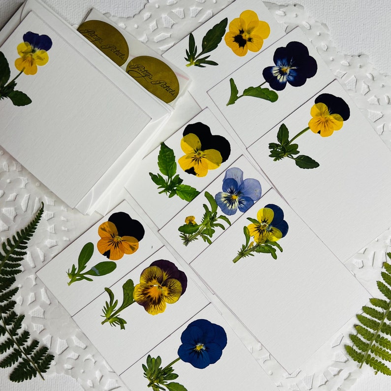 Mini Notes, Enclosure Cards, Pressed Flowers Card Set, 10 Small Flat Cards, Gift Cards image 2