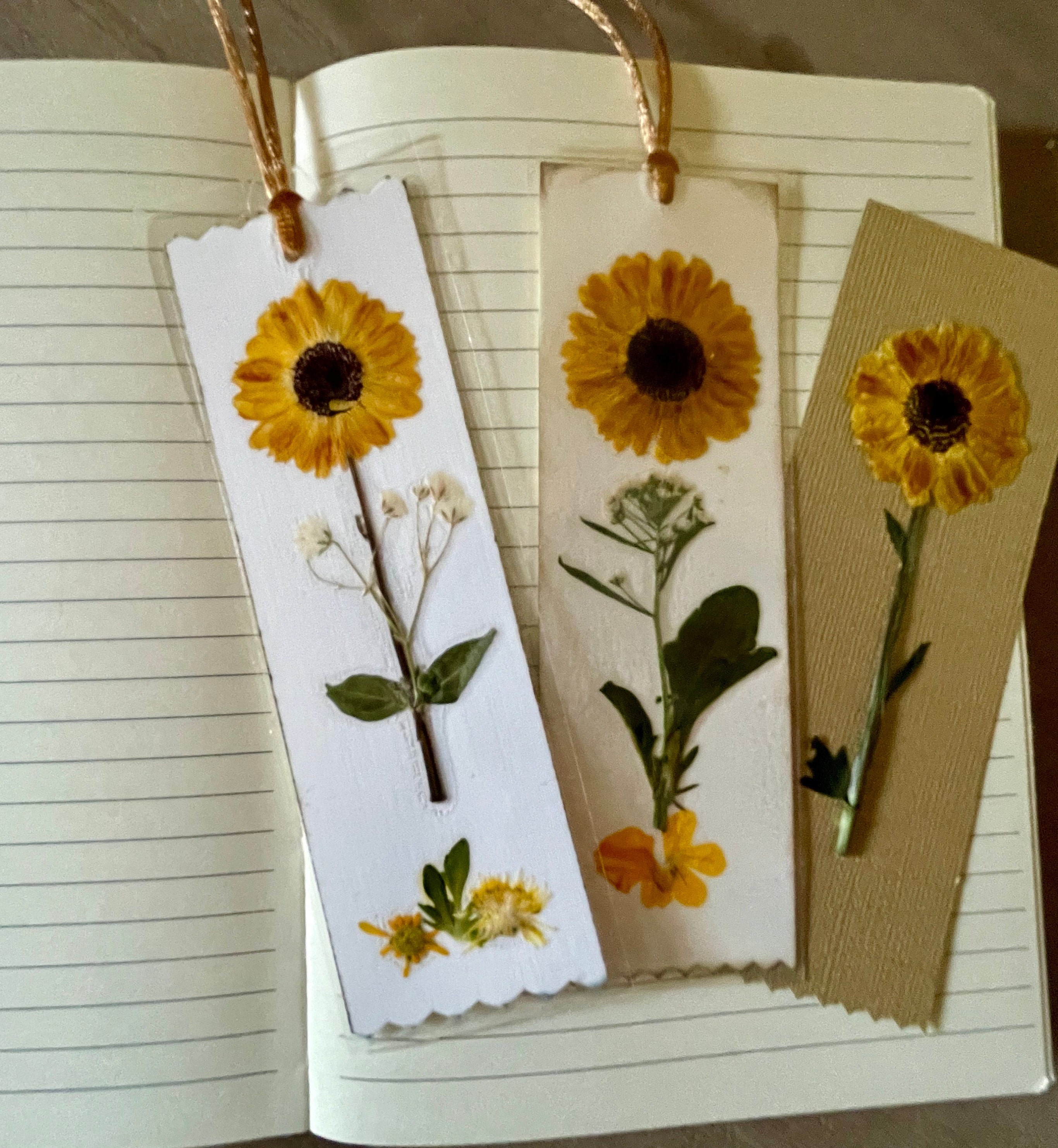20pcs Transparent Dried Flower Bookmarks Pressed Flower Bookmark Decorative  Stickers Scrapbook Decor Stickers Glassware Stickers