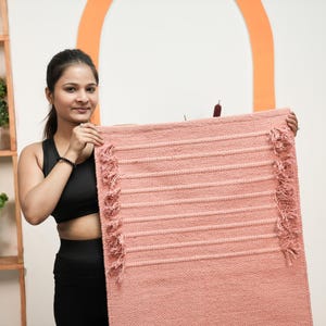 Pink Yoga Mat for Yogini, Non-Slip Lightweight Exercise Mat for Girls, Durable Fitness & Pilates Mat for Home, Studio Practice