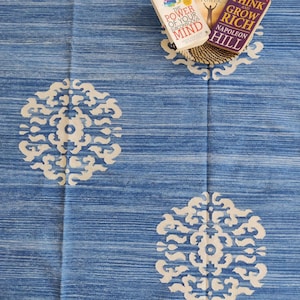 Blue and White Cotton Flat Weave Rug – Durable, Soft Area Rug for Living Room & Bedroom Decor