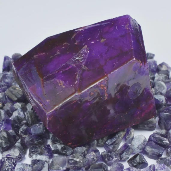 650 Ct Natural Purple Sapphire Rough: Certified Uncut Gemstone