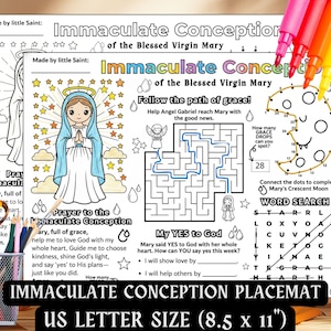 Puede incluir: Mantel individual de la Inmaculada Concepción, tamaño carta estadounidense (21,6 x 27,9 cm). Presenta una página para colorear con la Virgen María, un laberinto, un juego de conectar puntos y una sopa de letras.