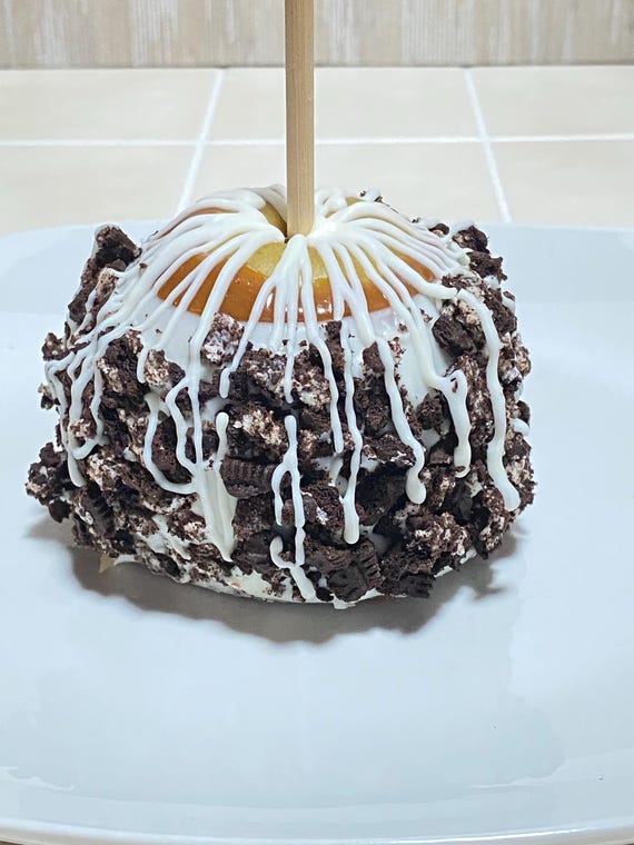 Gourmet Cookies-n-Cream Caramel Chocolate Apple