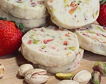 Handcrafted Strawberry Pistachio Shortbread Cookies – Gift-Ready Pack