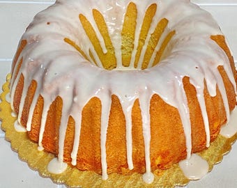 Wilgotne ciasto funtowe z południową wanilią – pieczone od podstaw, deser w formie lukru