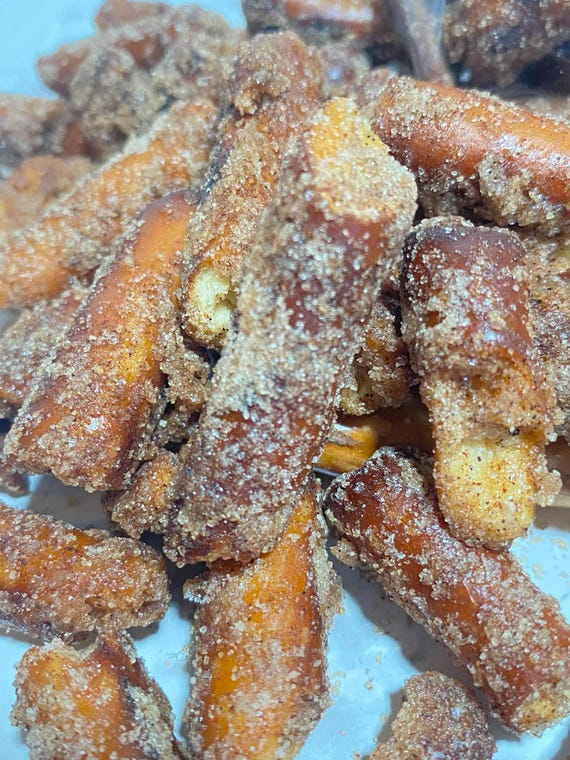 Crunchy Cinnamon Sugar Pretzel Bites