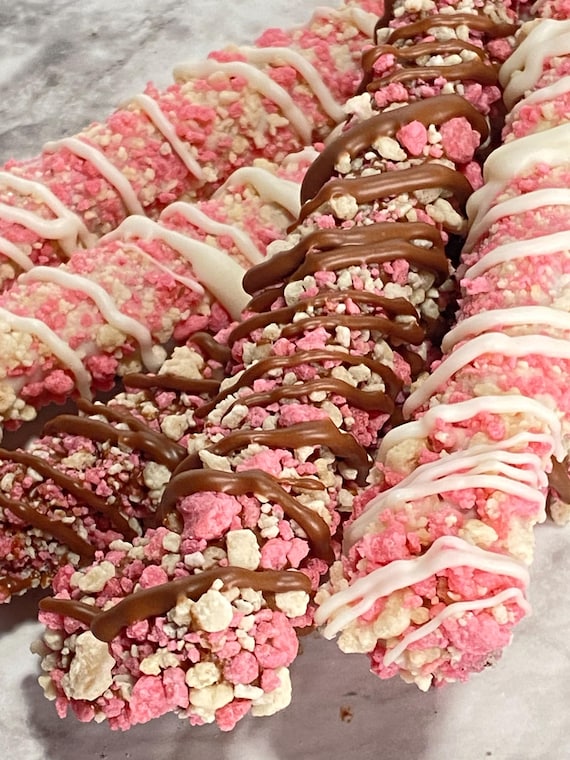 Strawberry Crunch Pretzel Rods-Strawberry Shortcake Pretzels