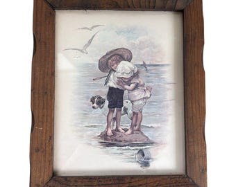 Plakat z rozbitego statku w ramce z drewna z falbanką, plaża, dzieci, pies, sztuka ścienna, 10x12