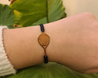 Padel Bracelet, Padel Gift. 18 kt gold plated Padel bracelet.