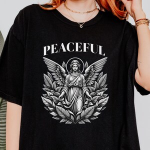 Renaissance Angel Graphic T-Shirt - Vintage Dark Academia Streetwear