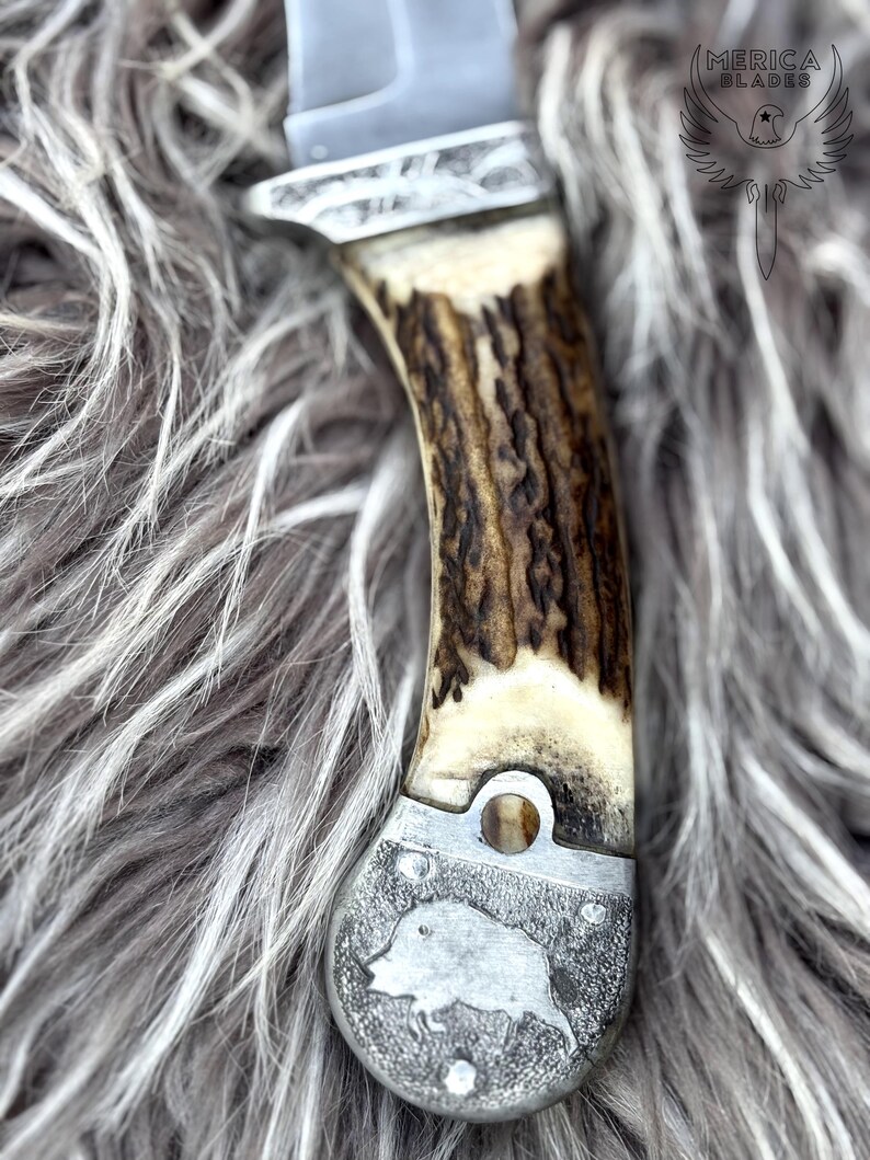 Witcher 3 Feline knife handle detail Cat School blade Geralt replica gift