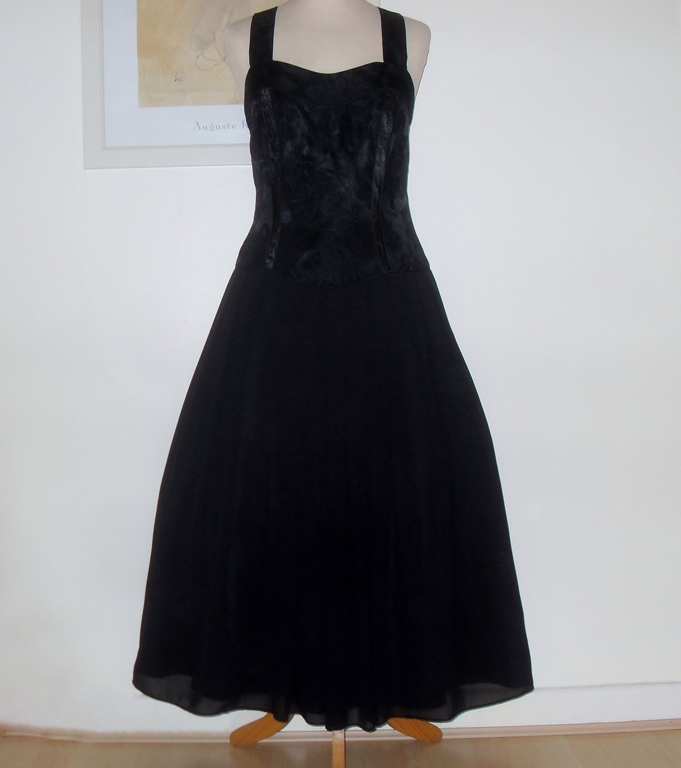 Hamells dresses hotsell