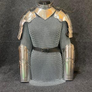 Medieval Knight Armor Set – Chainmail Hauberk with Steel Pauldrons & Bracers Armor, Reenactment, LARP, Cosplay, SCA-Handmade Body Armor Suit