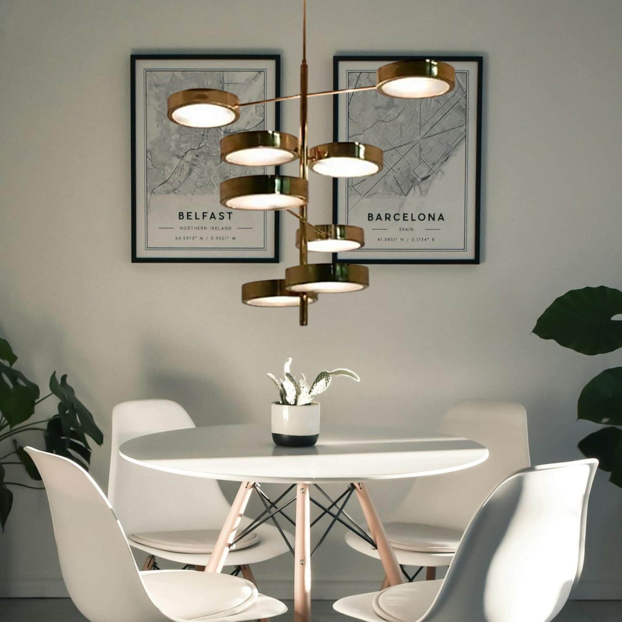 ハンドメイド真鍮スプートニクシャンデリア | ミッドセンチュリー