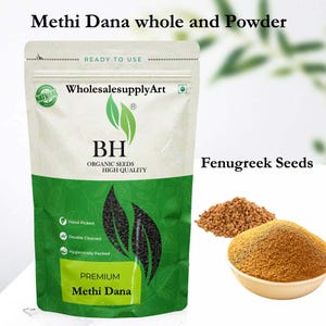 Pode incluir: Uma embalagem de Methi Dana premium, inteiro e em pó, com o texto "Methi Dana" e "Fenugreek Seeds". A embalagem é branca e verde com o texto "Organic Seeds High Quality".