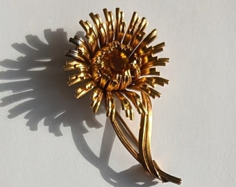 BALENCIAGA Vintage Golden Flower Brooch  Topaz Yellow Glass Center