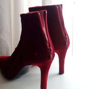 Vintage YVES SAINT LAURENT Red Velvet Ankle Boots Ysl Pointed Toe High Heels Runway Ankle Boots Us7 image 7