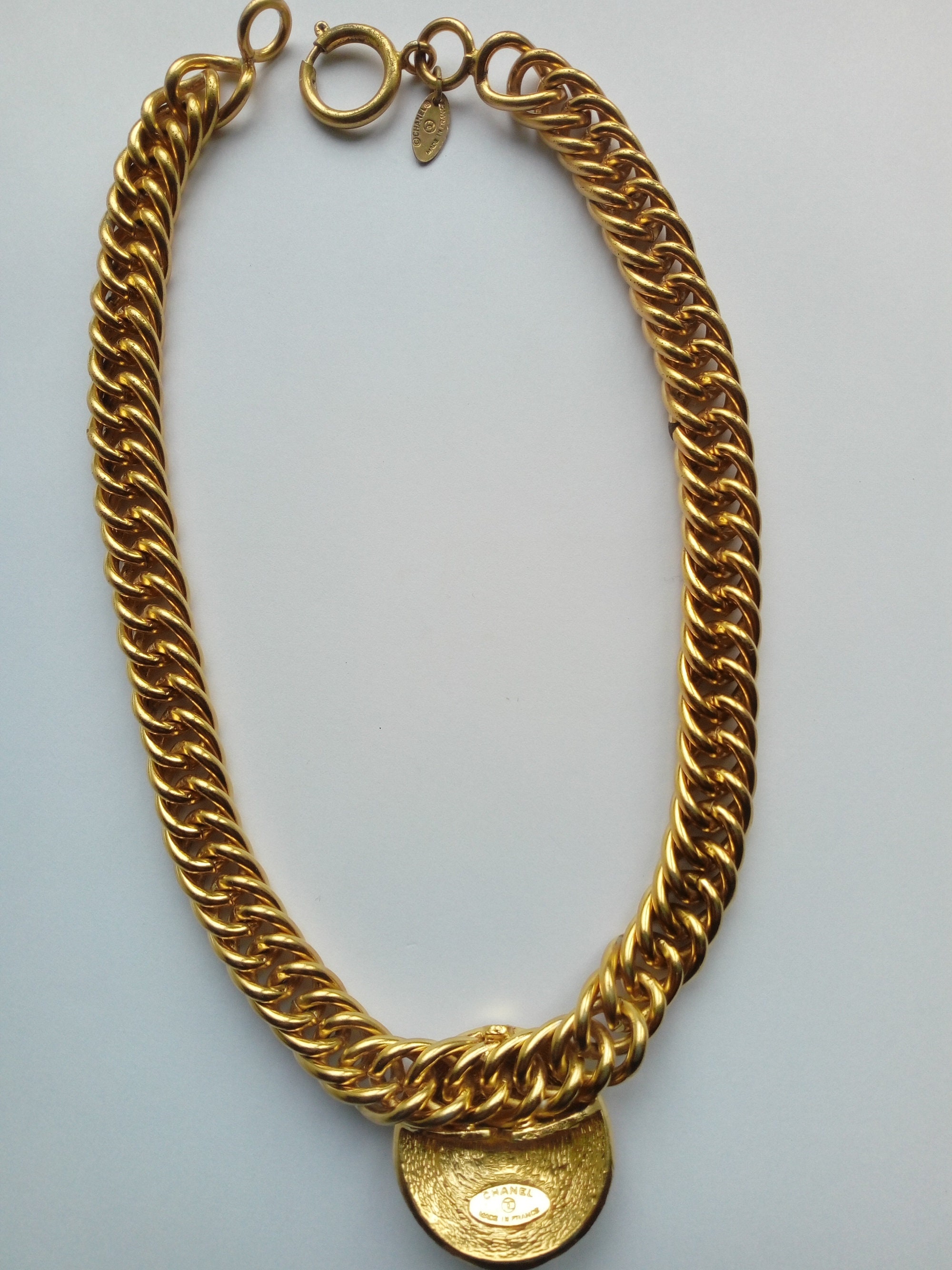 Vintage CHANEL Medaillon Chain Necklace 31 Rue Cambon Choker -  Finland
