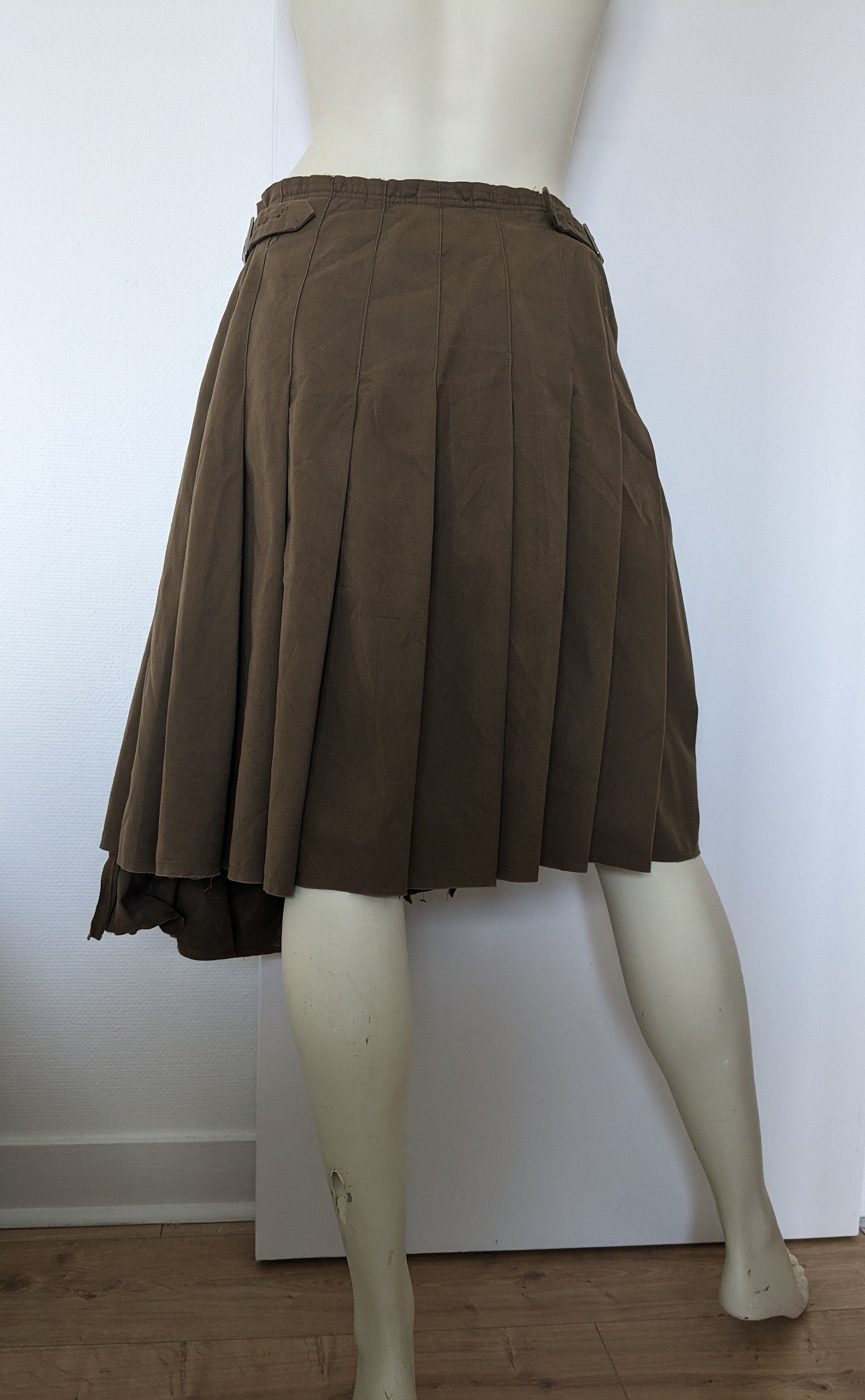 Year 2002 - Comme Des Garçons Khaki Asymmetrical Skirt Year 2002 - Comme Des Garçons Khaki Asymmetrical Skirt