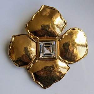 Broche-colgante de flor dorada YSL vintage imagen 2