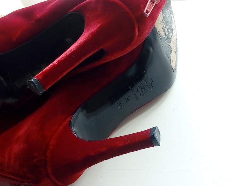 Vintage YVES SAINT LAURENT Red Velvet Ankle Boots Ysl Pointed Toe High Heels Runway Ankle Boots Us7 image 10