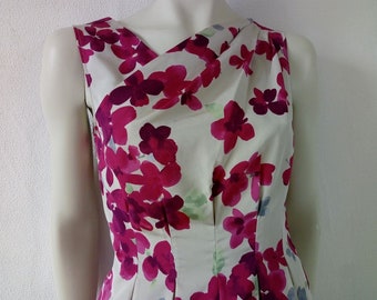 Vintage MOSCHINO Sleeveless Dress    Cheap & Chic Floral  Summer Dress    Silk Reps Cocktail Dress