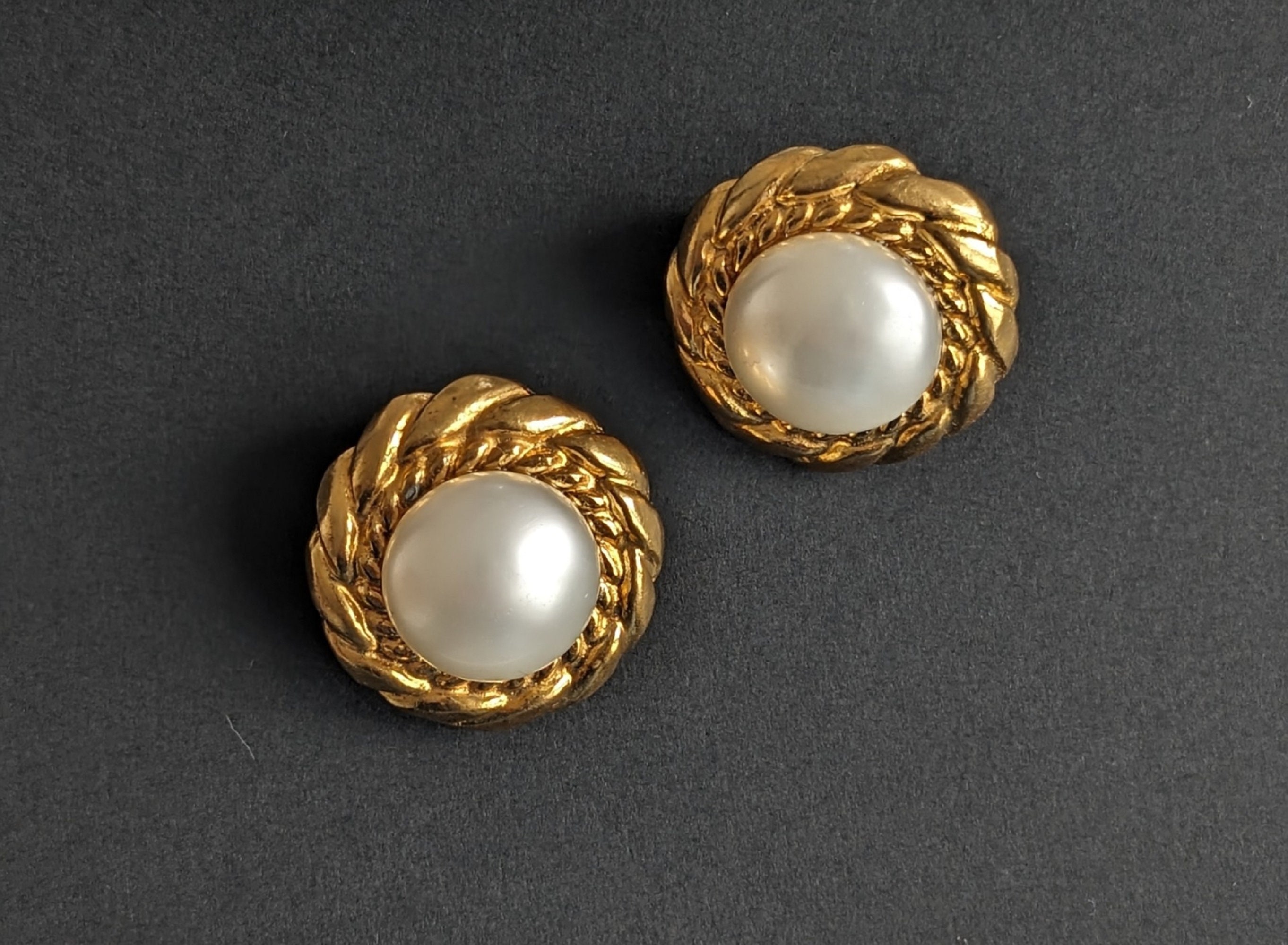 Pendientes de chanel España