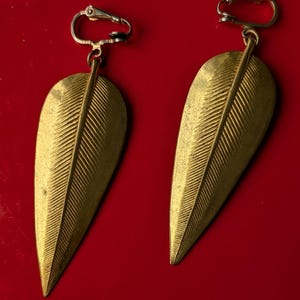 Vintage Pair of Gold-Plated Leaf Clip-on Earrings Attributed to YSL   Vintage Drop Earrings