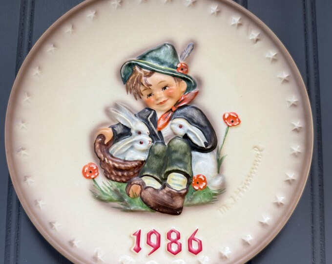 1986 Goebel Hummel Annual Plate – “Friendship” – West Germany, Hum 279