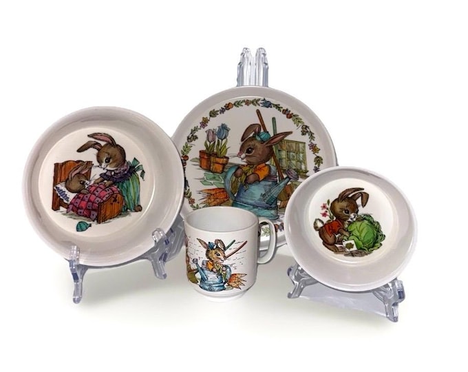Vintage Oneida Deluxe Peter Rabbit Melamine Child Dish Set • 1980s Plate Bowl Cup