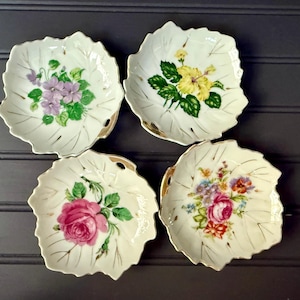 Vintage NASCO Japan Floral Leaf Plates – Set of 4