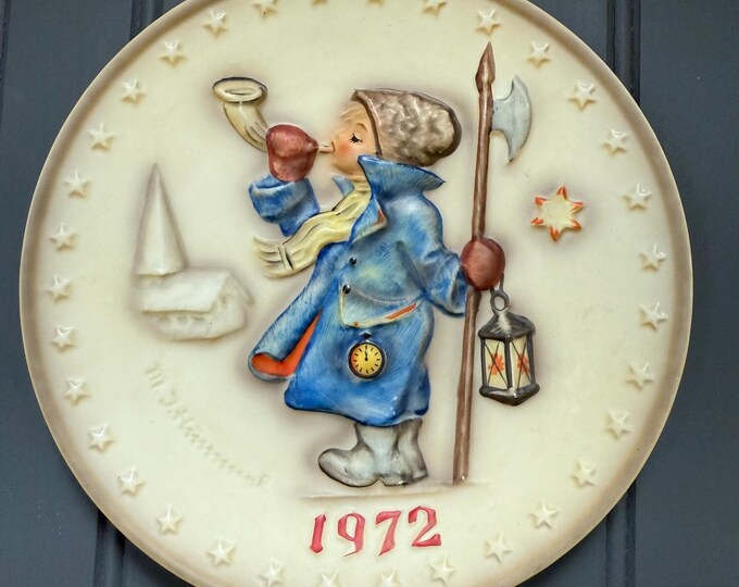 1972 Goebel Hummel Annual Plate - The Night Watchman  - West Germany
